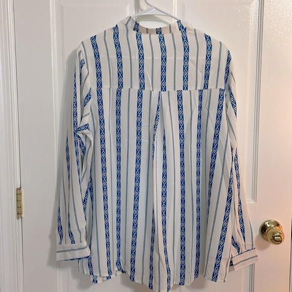 NWOT Women's V Neck Button Down Loose Casual Top Size Large, NWOT - Picture 6 of 11